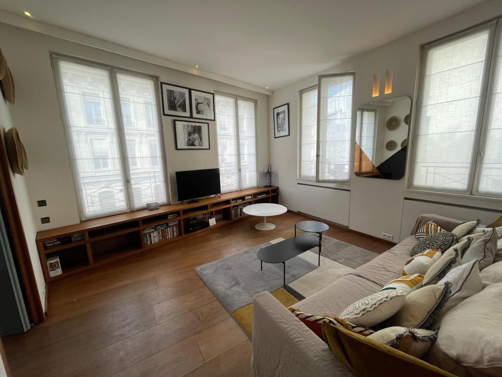 155 - Urban Luxury Flat In Paris Appartement Buitenkant foto